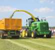 Sieczkarnia John Deere 7350 + Ciągnik 6930 + Przyczepa Joskin 20000 TRC