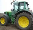 John Deere 6820