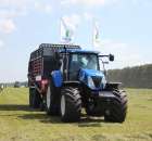 Przeczepa samozbierająca Kverneland Taarup 10045 RD + New Holland T7030