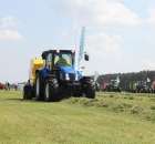 Prasa zwijająca New Holland BR7060 + Ciągnik New Holland T6070