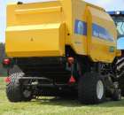 Prasa zwijająca New Holland BR7060