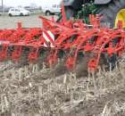 Kultywator STRIGER do uprawy pasowej - 18