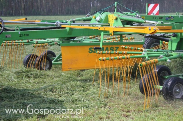Zgrabiarka SaMasz Z2-780 + Ciągnik IRON 120