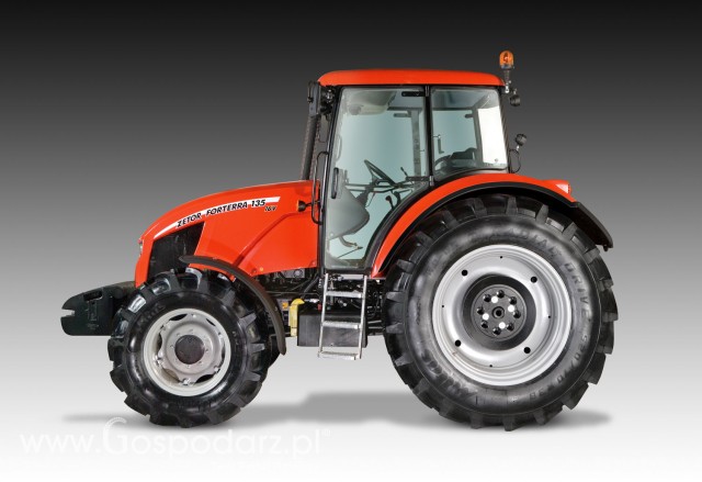 Zetor Forterra 135 bok
