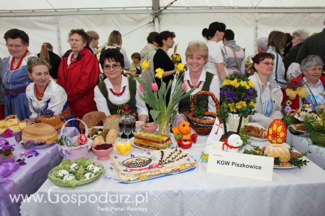 Fotoreportaż z prezentacji stołów wielkanocnych Wojbórz 2011
