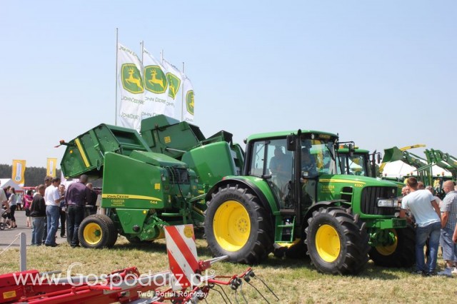 Ciągnik John Deere 6330