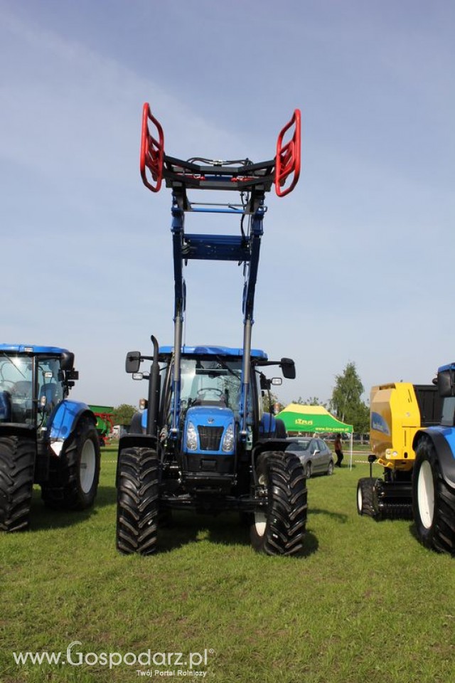 New Holland T6050