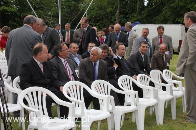 Wizytacja gości na stoiskach wystawców