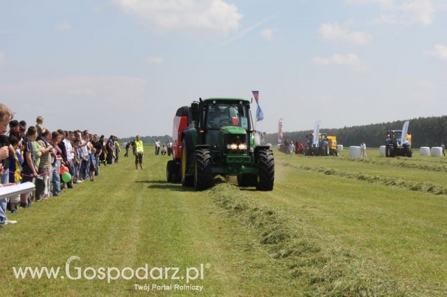 Prasa Zwijająca Kuhn VB 2160 OC + Ciągnik John Deere 6630