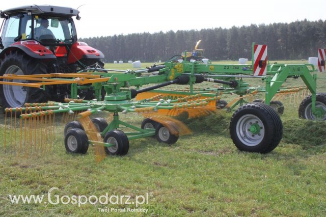 Zgrabiarka SaMasz Z2-780 + Ciągnik IRON 120