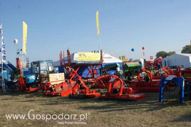 Zdj. - 305 - MAZOWIECKIE CENTRUM MASZYN SADOWNICZYCH Wiadrowski Bąk Spółka jawna