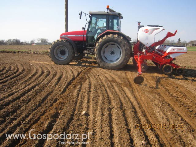 MASSEY FERGUSON I KUHN
