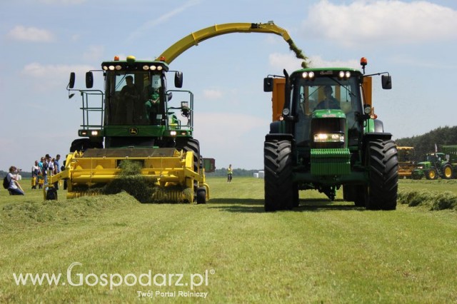 Sieczkarnia John Deere 7350 + Ciągnik 6930 + Przyczepa Joskin 20000 TRC
