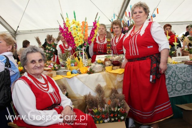 Fotoreportaż z prezentacji stołów wielkanocnych Wojbórz 2011