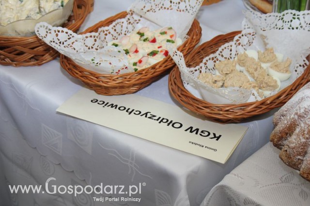 Fotoreportaż z prezentacji stołów wielkanocnych Wojbórz 2011