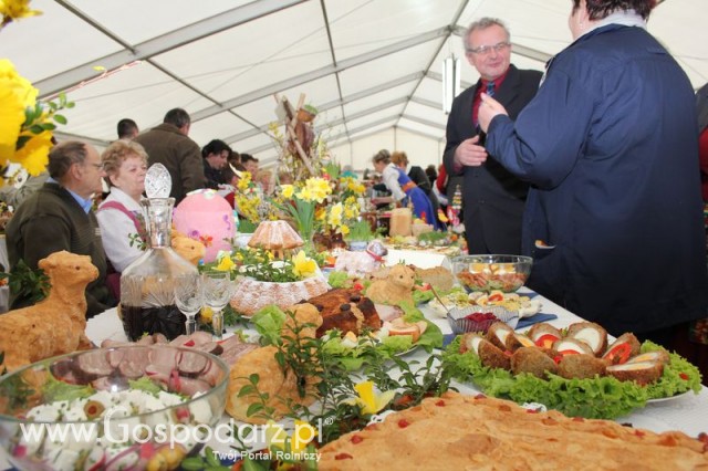 Fotoreportaż z prezentacji stołów wielkanocnych Wojbórz 2011
