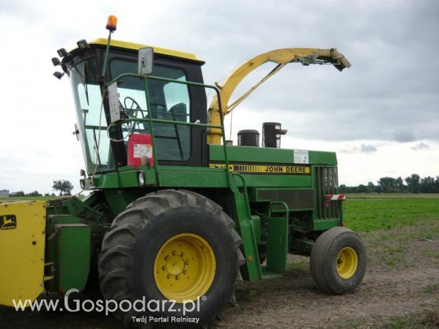Sieczkarnia JohnDeere 5720