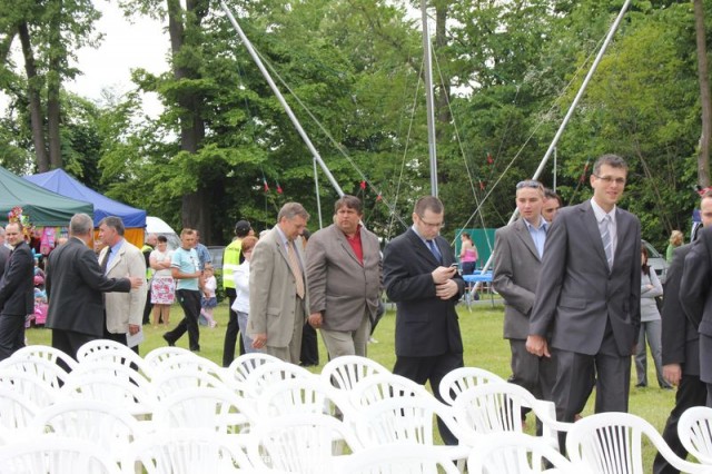 Wizytacja gości na stoiskach wystawców