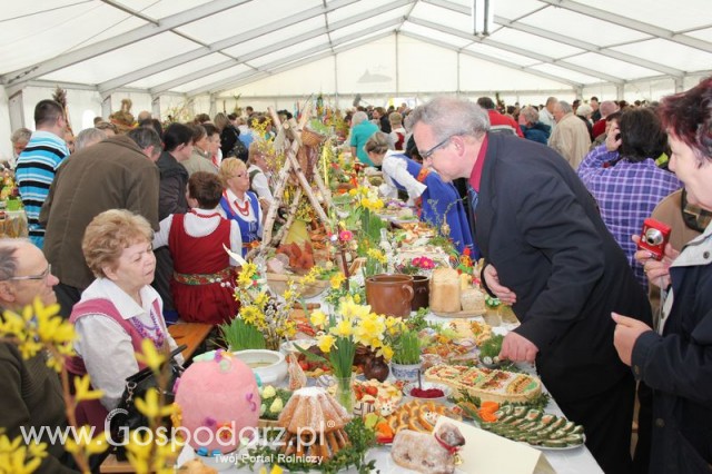 Fotoreportaż z prezentacji stołów wielkanocnych Wojbórz 2011