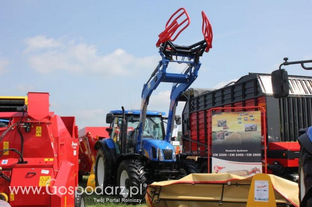 Ciągnik marki New Holland