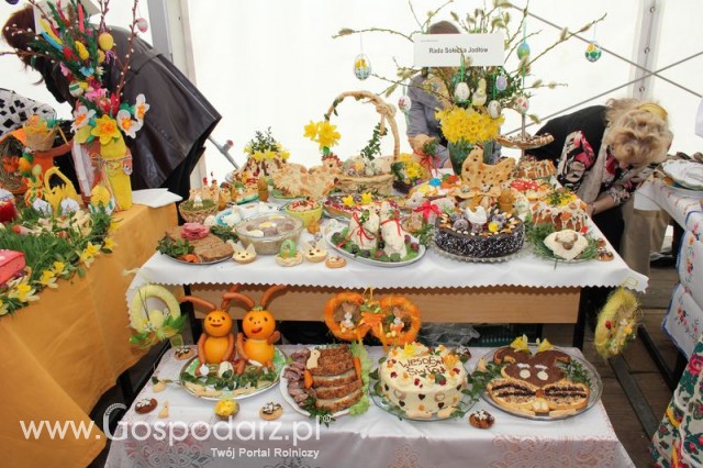 Fotoreportaż z prezentacji stołów wielkanocnych Wojbórz 2011