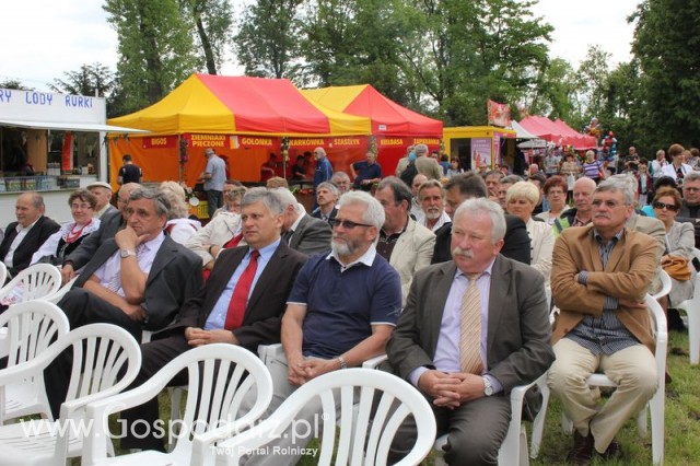 Wizytacja gości na stoiskach wystawców