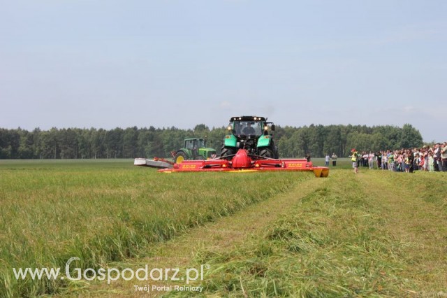 Kosiarka tylnia ELHO Duett 7300 + Ciągnik Valtra T172 Direct