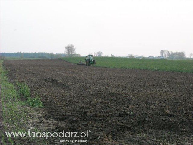 Jd w akcji orka rzepaku