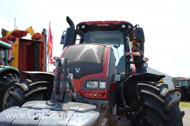 Ciągnik rolniczy Valtra