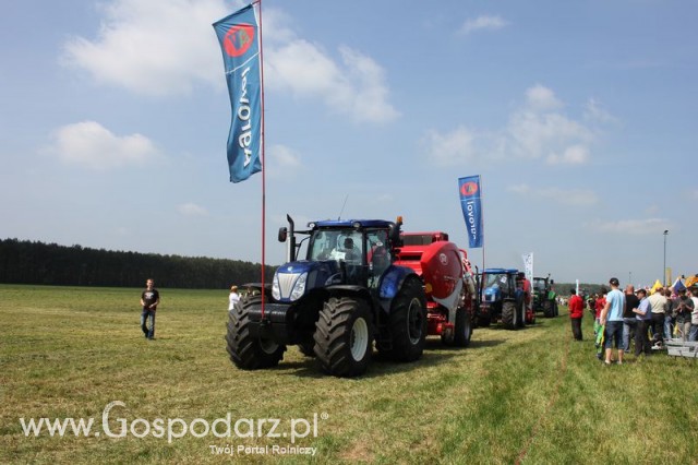Praso-owijarka Lely Welger RPC445 Tornado + Ciągnik New Holland