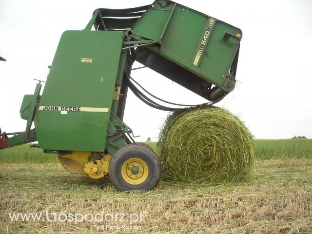 Prasa John Deere 540