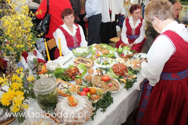Fotoreportaż z prezentacji stołów wielkanocnych Wojbórz 2011