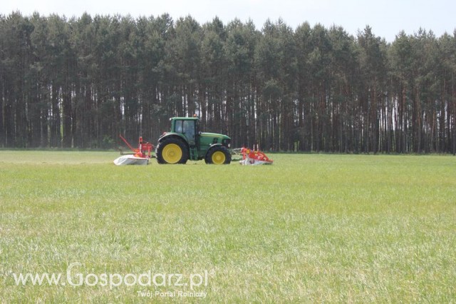 Kosiarka KUHN GMD 8730 i GMD 802F + Ciągnik John Deere 7530