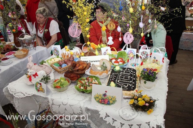 Fotoreportaż z prezentacji stołów wielkanocnych Wojbórz 2011