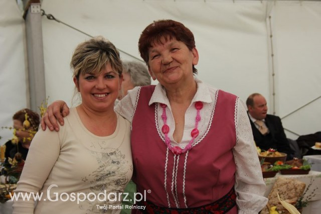 Fotoreportaż z prezentacji stołów wielkanocnych Wojbórz 2011