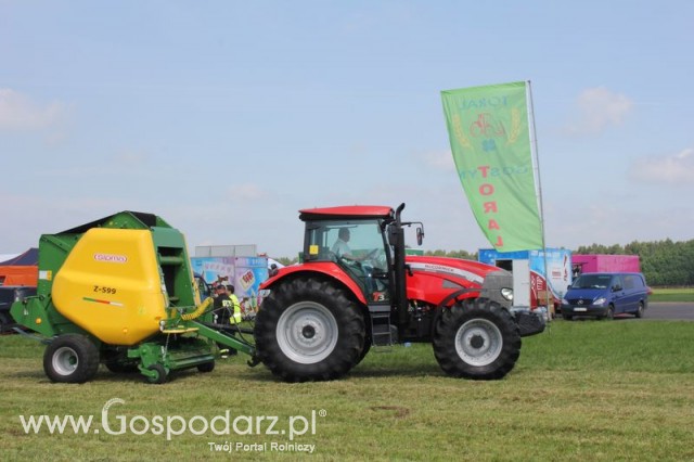 Prasa zmiennokomorowa SIPMA Z-599 + Ciągnik McCORMICK MTX135