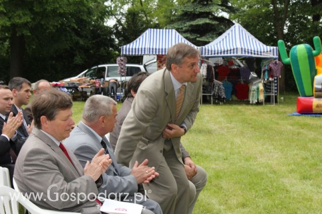 Wizytacja gości na stoiskach wystawców