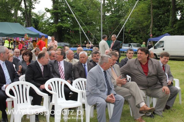 Wizytacja gości na stoiskach wystawców