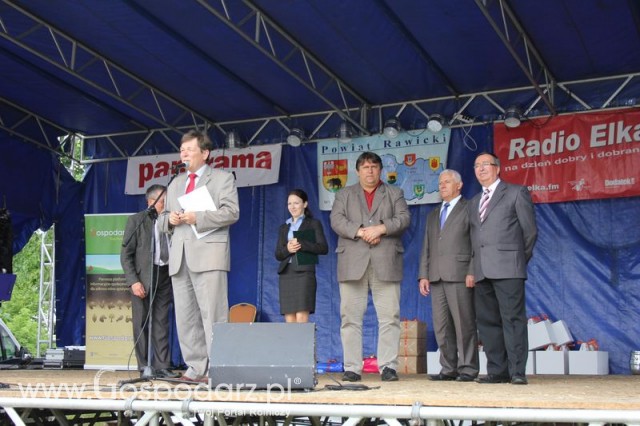 Wizytacja gości na stoiskach wystawców