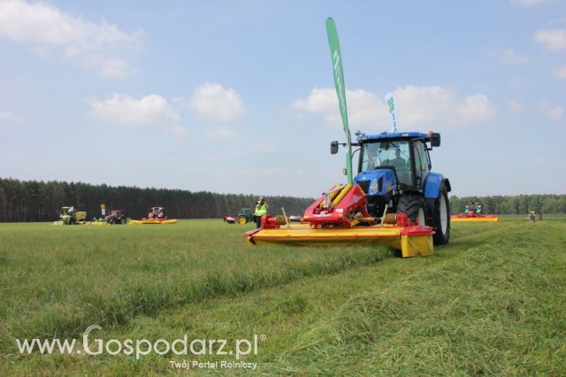 Kosirka Alpha a-motion NovaCAT + Ciągnik Valtra