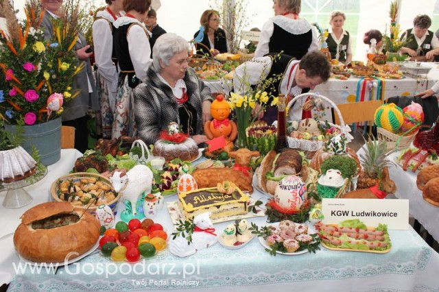 Fotoreportaż z prezentacji stołów wielkanocnych Wojbórz 2011