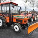 Traktorek komunalny Kubota L1R26 4x4 - kabina, pług