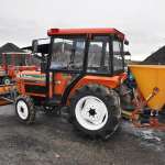 Traktorek komunalny Kubota L1R26 4x4 - kabina, pług