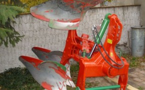 Pług obrotowy 2 skiby z opcją dołożenia 3-ciej i 4-tej nowy.