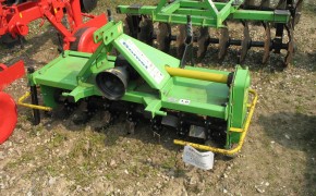 SUPER OKAZJA. GLEBOGRYZARKA BOMET