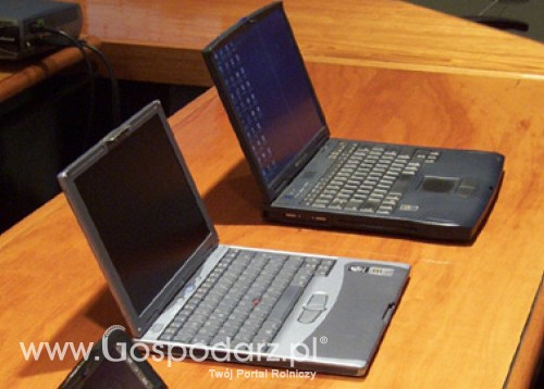 Trwa przyjmowanie wniosków o przyznanie dopłat bezpośrednich, wsparcia ONW i płatności rolnośrodowiskowych za 2012r.