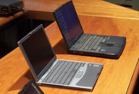 Trwa przyjmowanie wniosków o przyznanie dopłat bezpośrednich, wsparcia ONW i płatności rolnośrodowiskowych za 2012r.