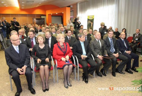 Rozmowy ministra Marka Sawickiego z komisarzem UE ds. rolnictwa i rozwoju wsi Dacianem Ciolosem