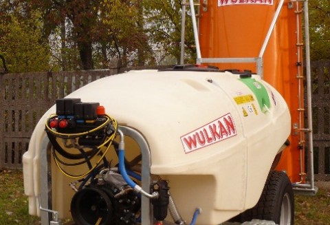 Nowoczesne konstrukcje opryskiwaczy sadowniczych